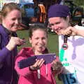 Isobel's running posse do a selfie, The Black Dog Festival of Running, Bungay, Suffolk - 2nd April 2017