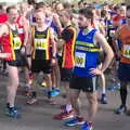 Another bunch of runners prepare, The Black Dog Festival of Running, Bungay, Suffolk - 2nd April 2017