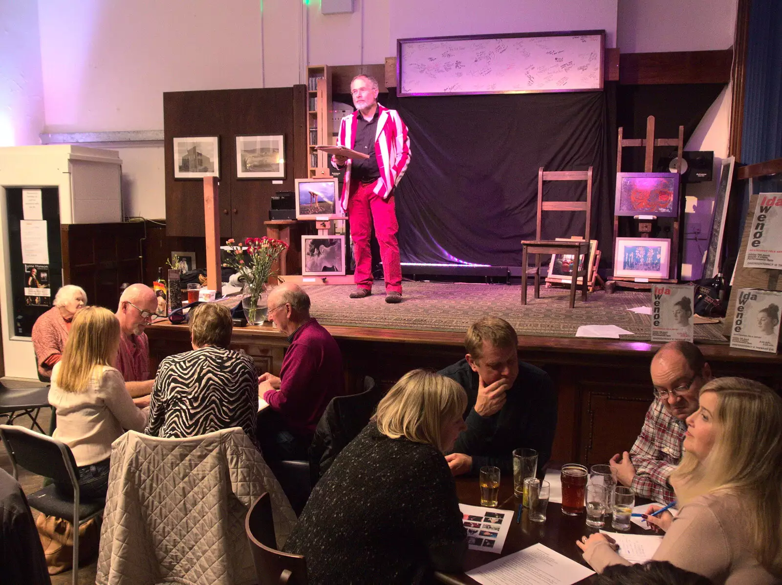 Quiz questions are asked, from Comedy Night, and a Village Yard Sale, Eye and Brome, Suffolk - 8th April 2017