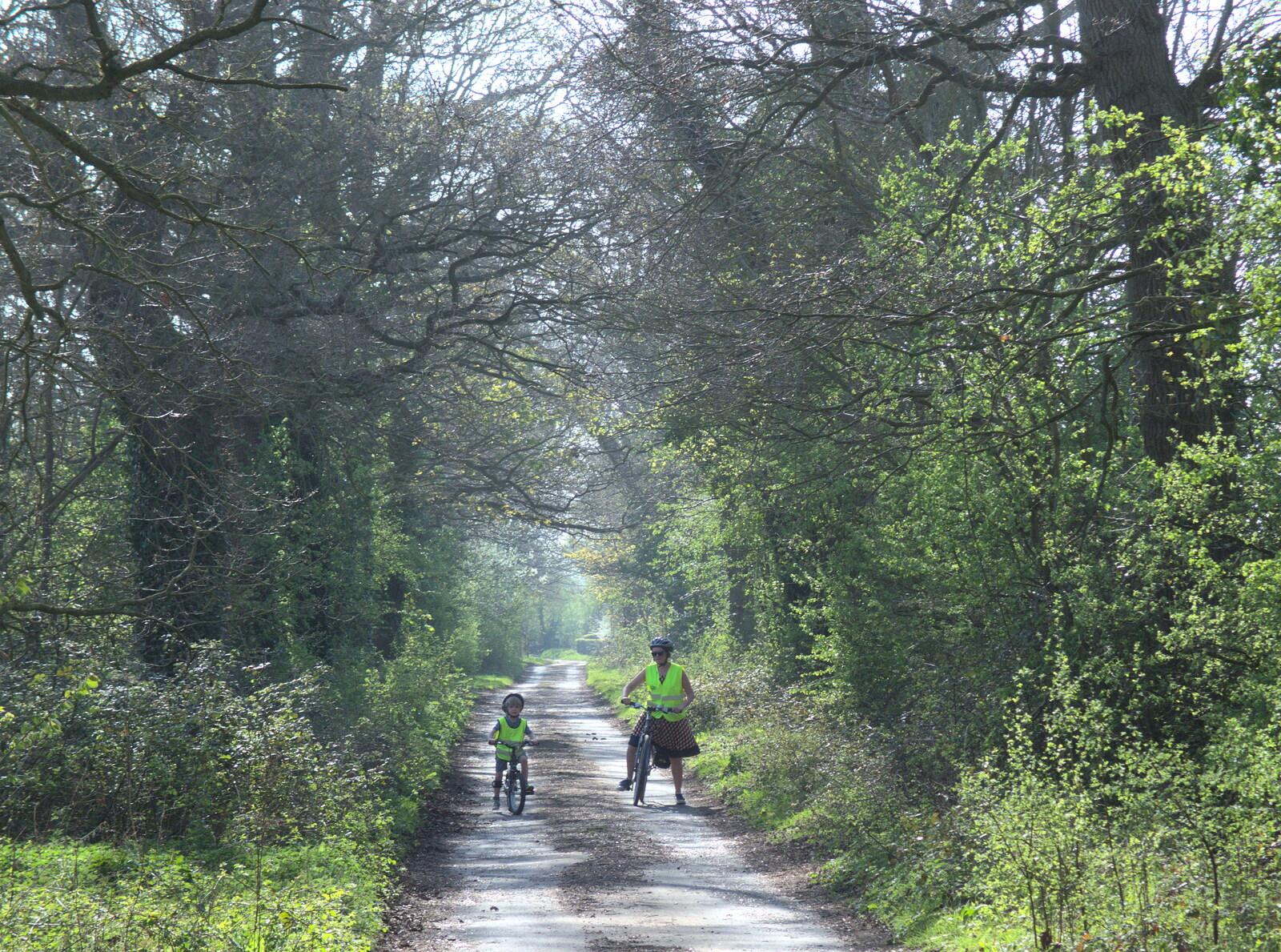 Harry and Isobel from Cycling to Bigod's Castle, Eye, Suffolk - 9th April 2017