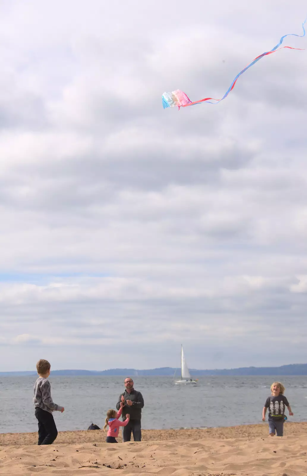 A kite is flown, from Grandma J's and a Day on the Beach, Spreyton and Exmouth, Devon - 13th April 2017