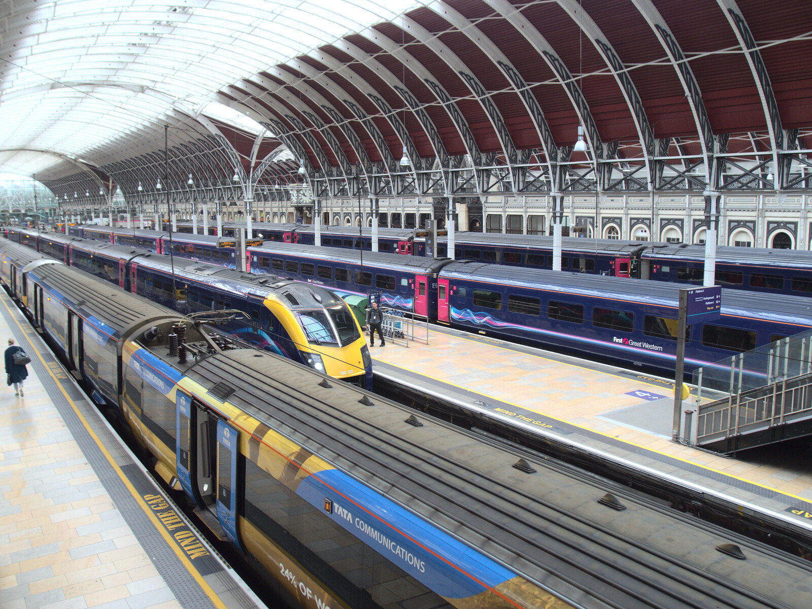 Paddington is packed with trains from A Trip to Reykjavik, Iceland - 20th April 2017