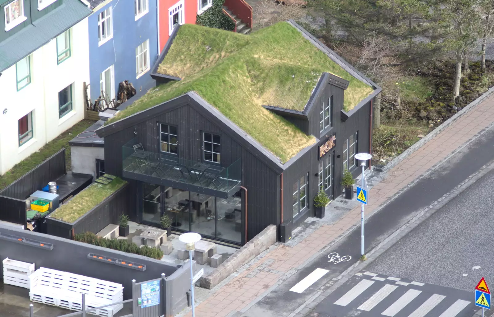 Last night's bar has grass for a roof, from Hallgrímskirkja Cathedral and Whale Watching, Reykjavik - 21st April 2017