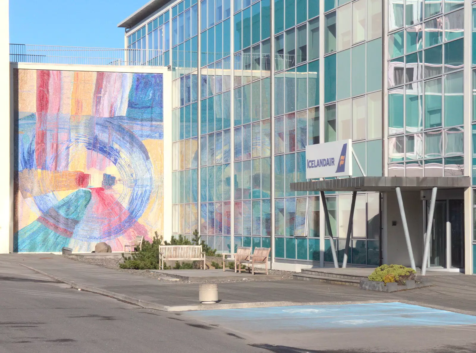 Funky mural on the Icelandair building, from Stríðsminjar War Relics, Perlan and Street Art, Reykjavik, Iceland - 23rd April 2017