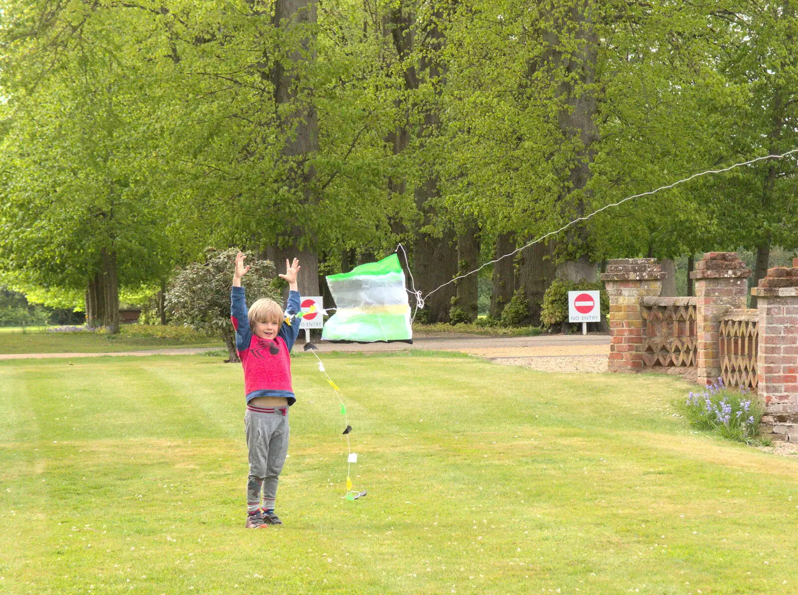 Harry flings a kite in the air, from Campfires, Oaksmere Building and a BSCC Bike Ride, Brome, Suffolk - 4th May 2017