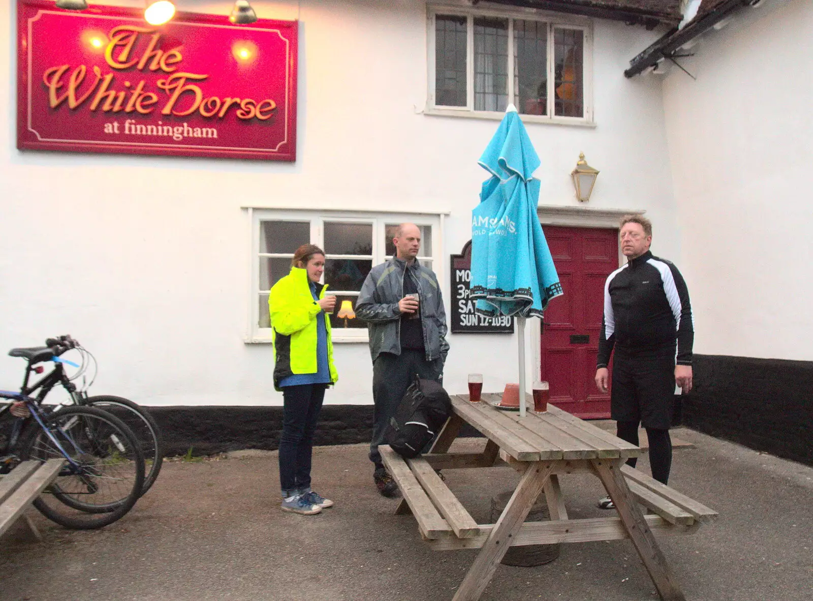 Isobel, Paul and Gaz outside Finningham White Horse, from Campfires, Oaksmere Building and a BSCC Bike Ride, Brome, Suffolk - 4th May 2017