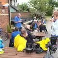 Outside the Cricketer's Arms, The Last-Ever BSCC Weekend Away Bike Ride, Thaxted, Essex - 6th May 2017