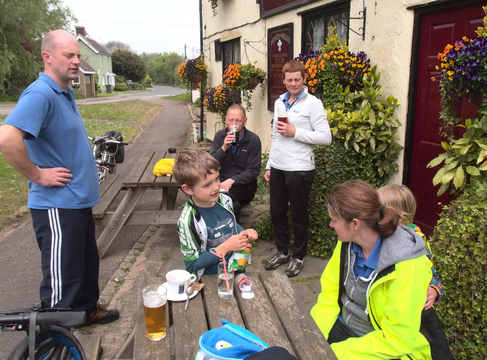 Fred chats to Isobel, from The Last-Ever BSCC Weekend Away Bike Ride, Thaxted, Essex - 6th May 2017