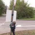 Fred leans on a roadsign, The Last-Ever BSCC Weekend Away Bike Ride, Thaxted, Essex - 6th May 2017