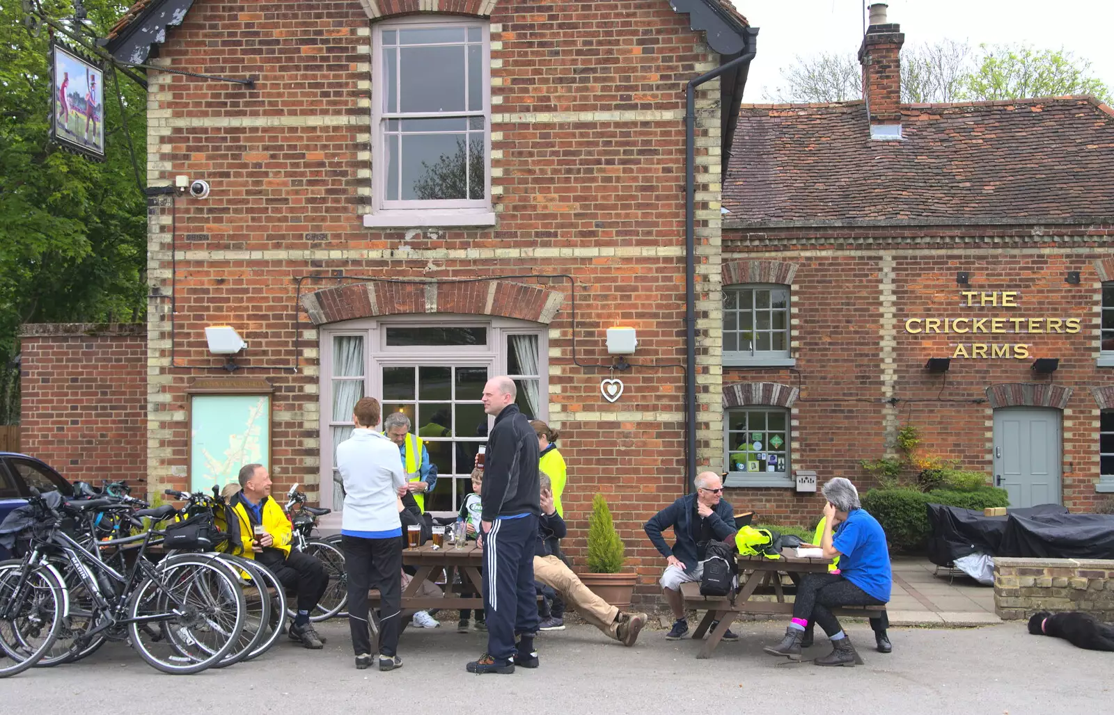 The Cricketer's Arms, from The Last-Ever BSCC Weekend Away Bike Ride, Thaxted, Essex - 6th May 2017