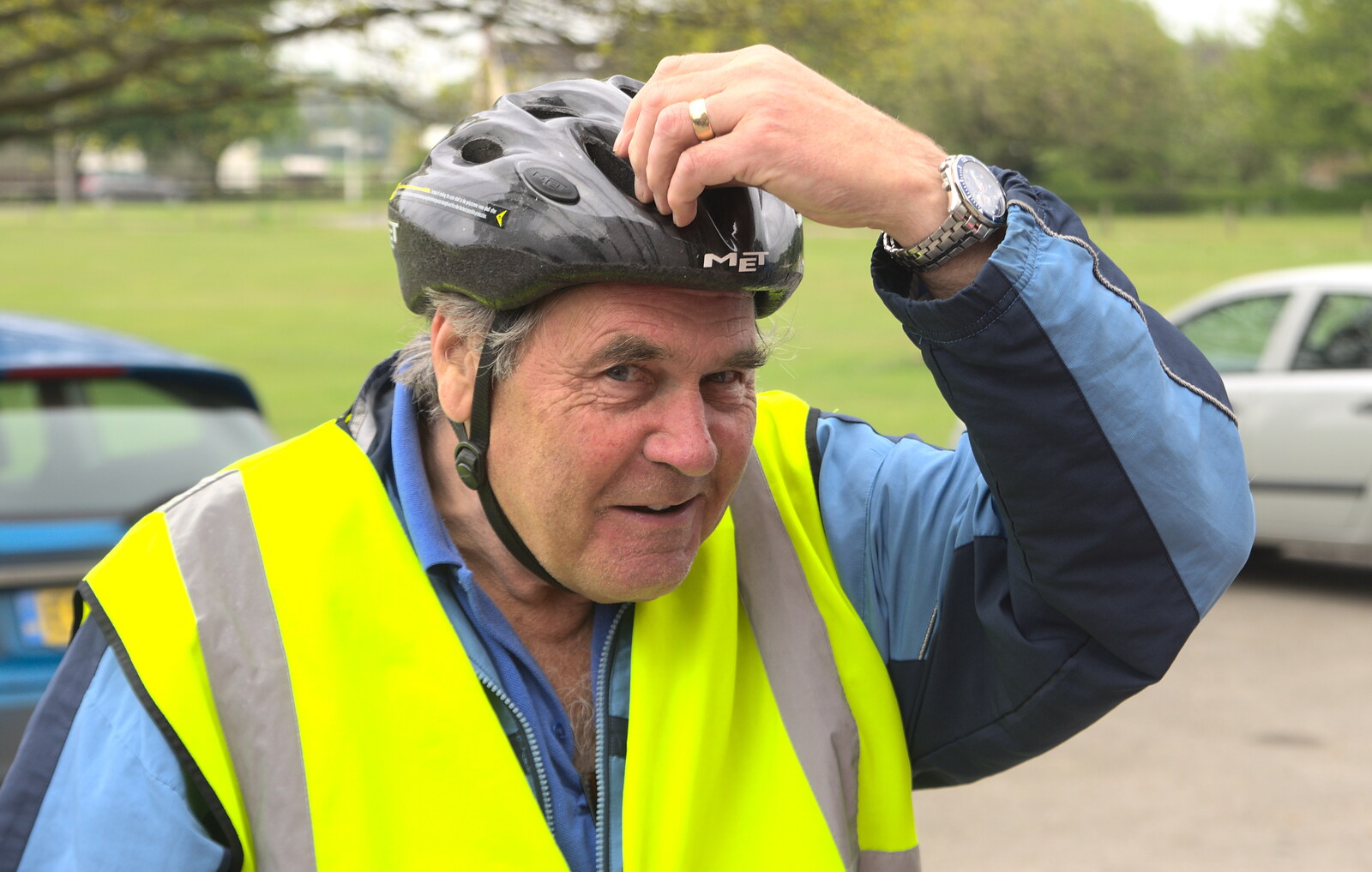 Alan checks that his helmet is on from The Last-Ever BSCC Weekend Away Bike Ride, Thaxted, Essex - 6th May 2017