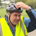 Alan checks that his helmet is on, The Last-Ever BSCC Weekend Away Bike Ride, Thaxted, Essex - 6th May 2017