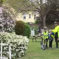 In the pub garden, The Last-Ever BSCC Weekend Away Bike Ride, Thaxted, Essex - 6th May 2017