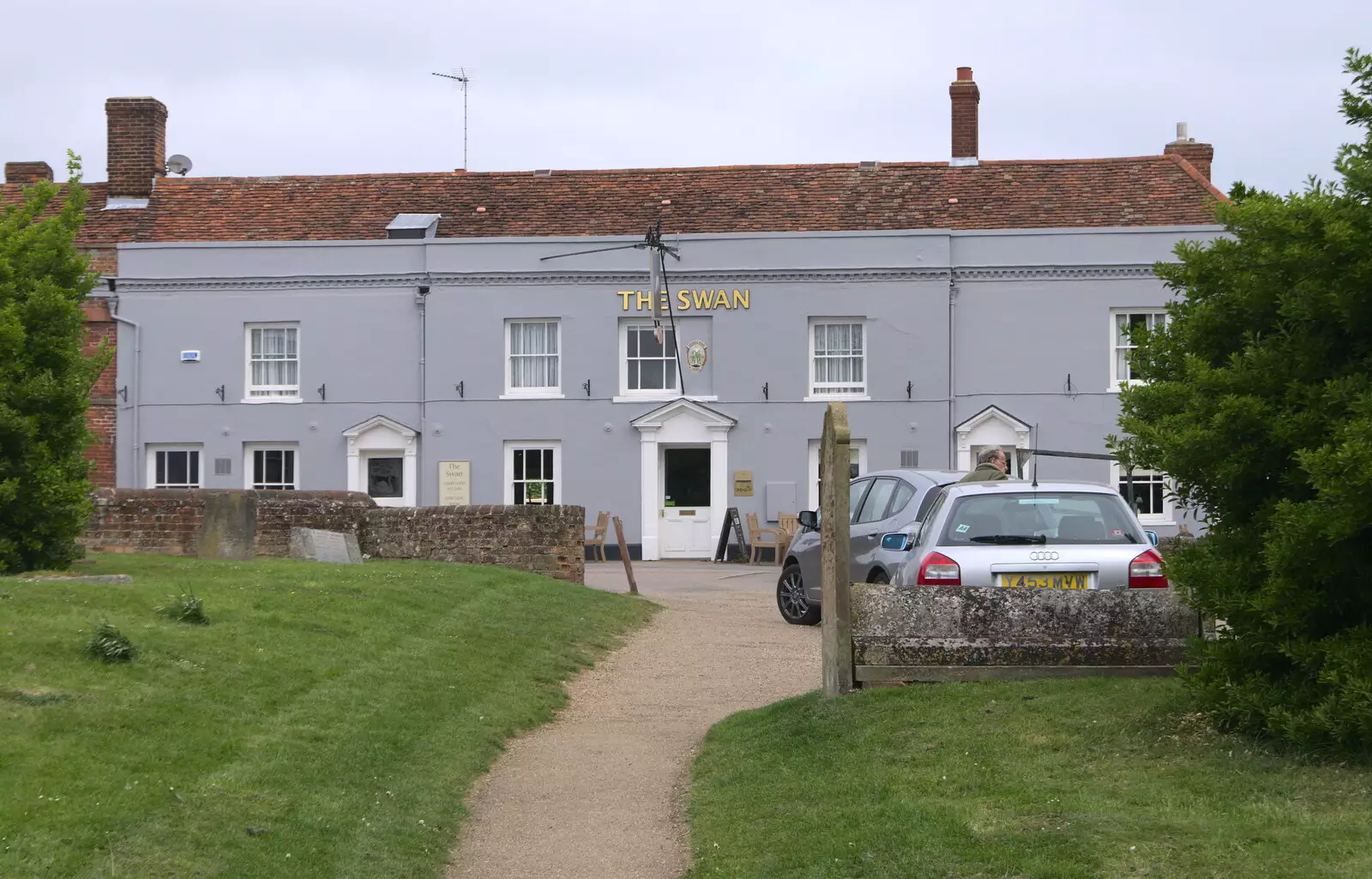 The Swan, Thaxted, from A Postcard From Thaxted, Essex - 7th May 2017