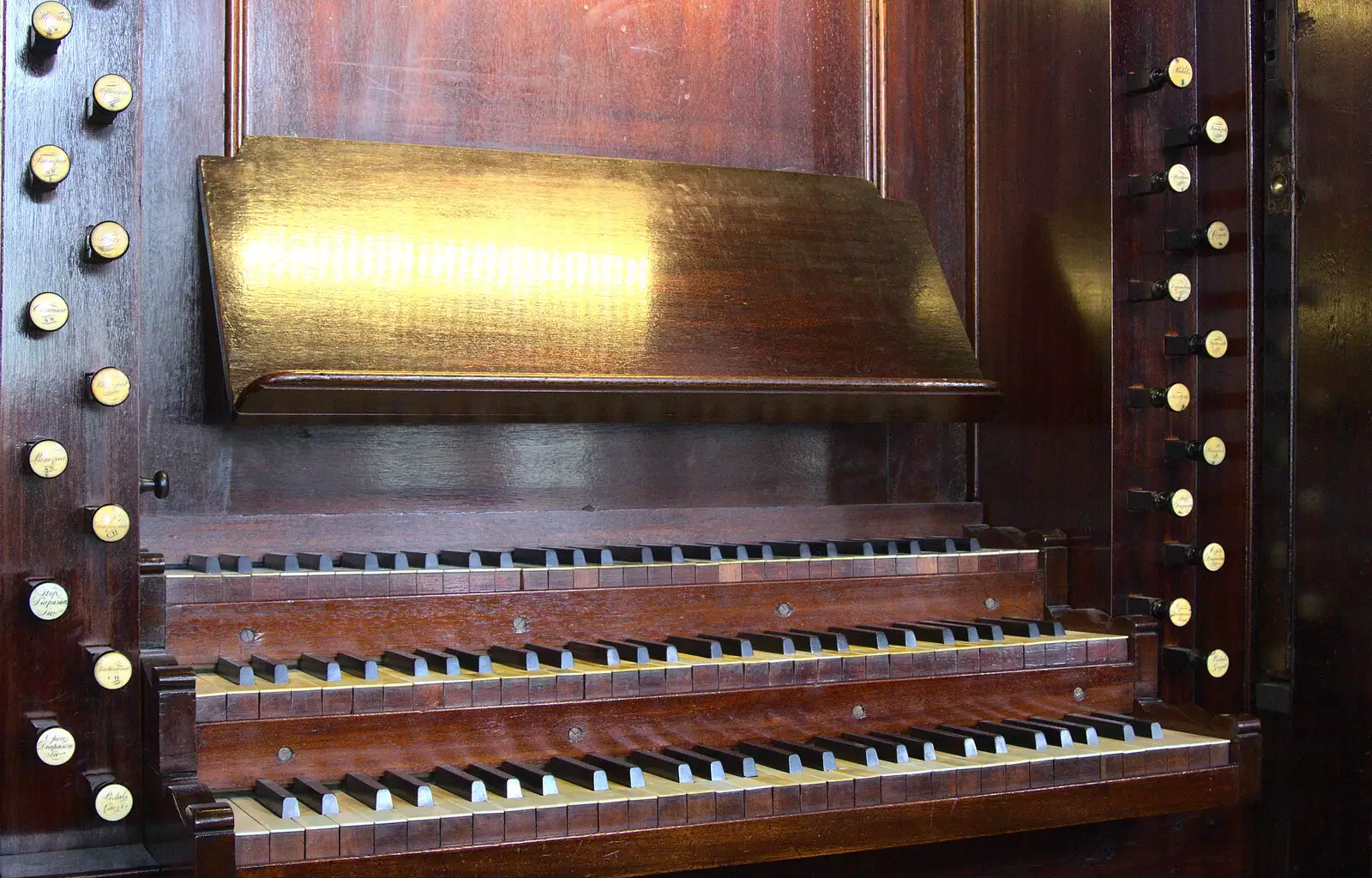 The manuals of the Lincoln organ, from A Postcard From Thaxted, Essex - 7th May 2017