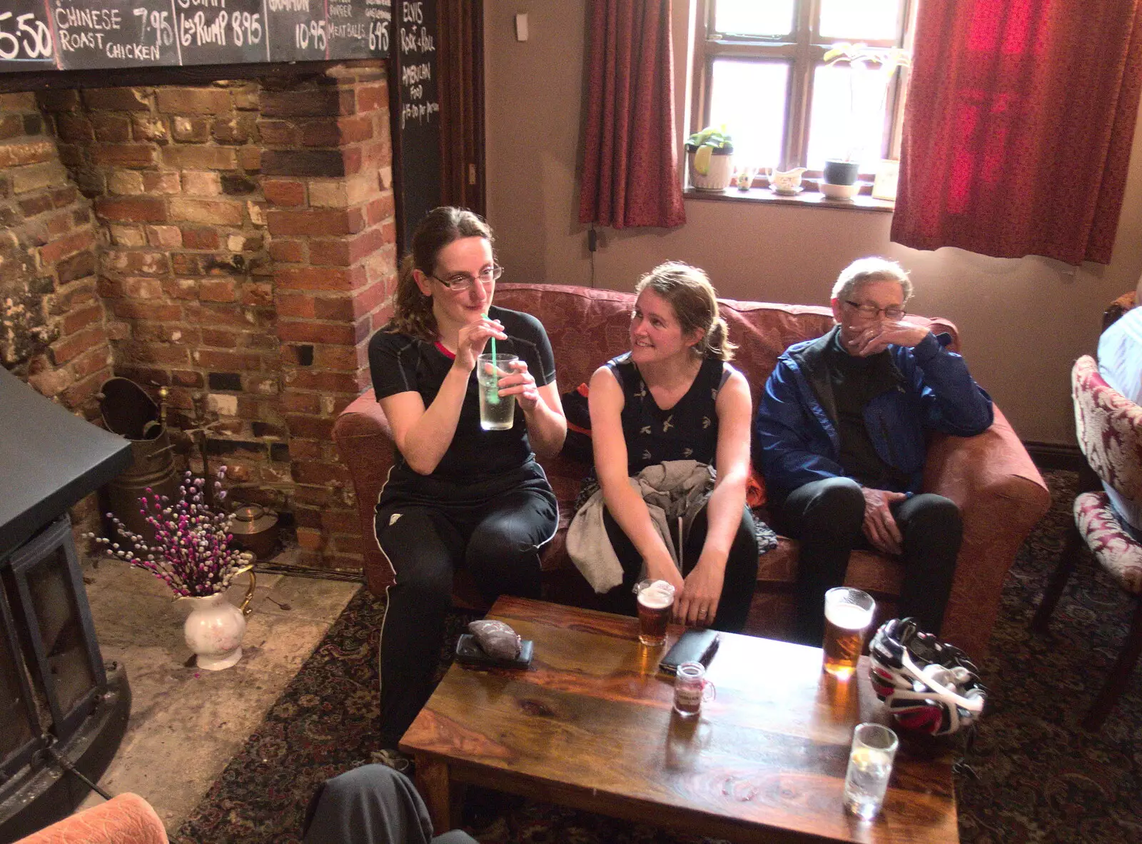 Suey, Isobel and Marticle in the Needham Red Lion, from The Diss Organ Festival, Diss, Norfolk - 14th May 2017