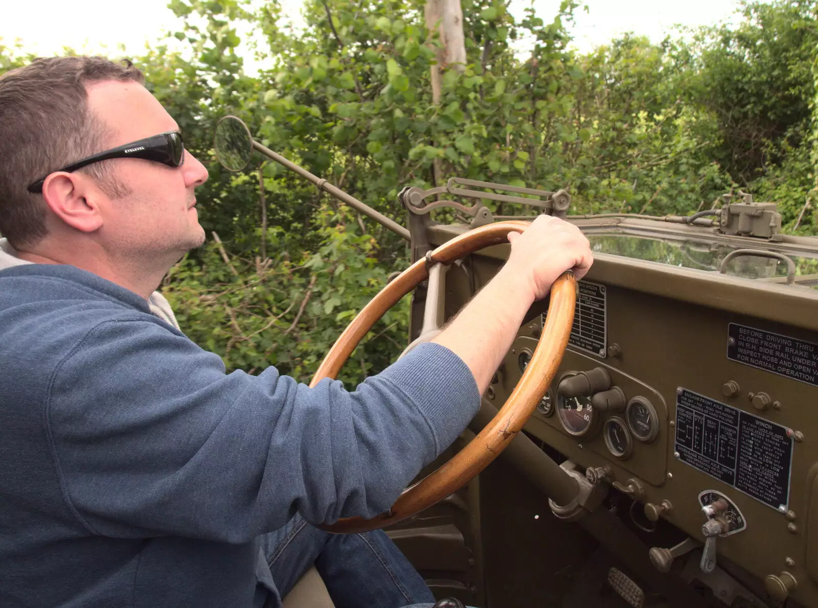 Clive drives us around in 1940s transport, from Clive and Suzanne's Party, Braisworth, Suffolk - 21st May 2017