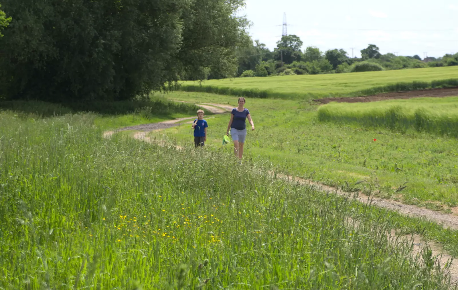 Wandering back from retrieving a Lost Thing, from Wavy and Martina's Combined Birthdays, Thrandeston, Suffolk - 27th May 2017