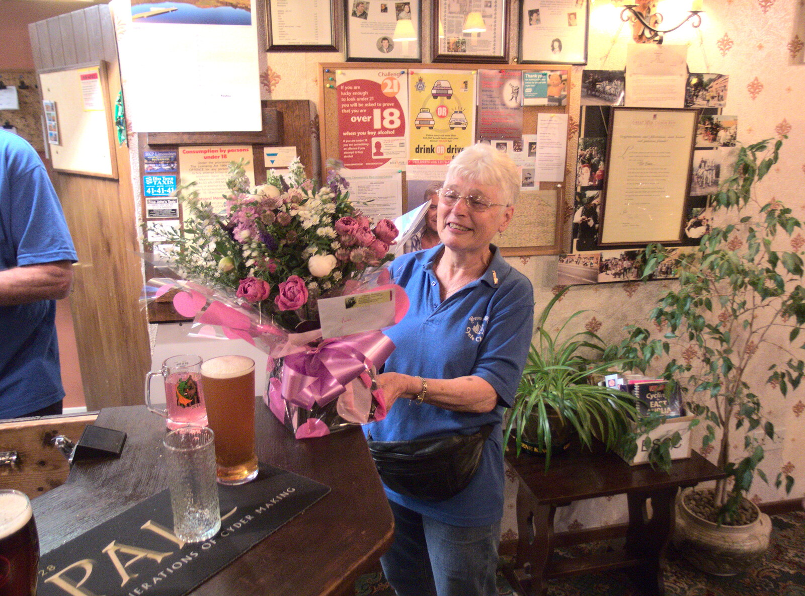 Spammy gets some flowers too from The BSCC Rides to the Six Bells, Gislingham, Suffolk - 1st June 2017