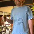 Wavy models the best tee-shirt ever, A Retirement: The Last Night of The Swan Inn, Brome, Suffolk - 3rd June 2017