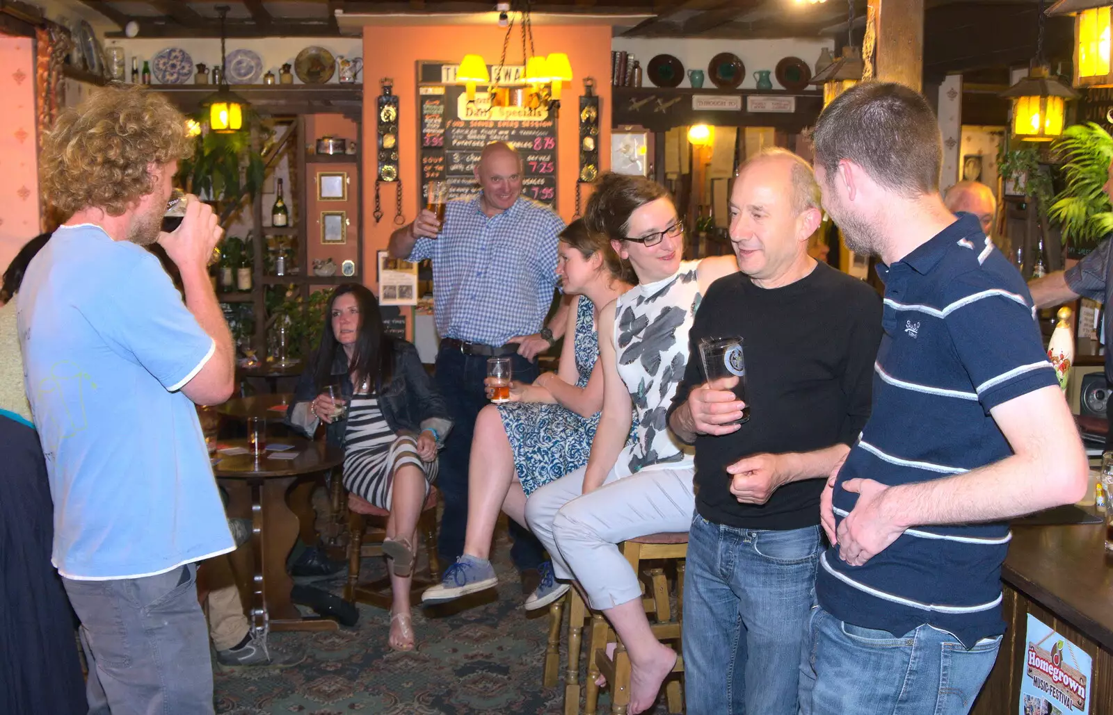 The gang in the Swan, from A Retirement: The Last Night of The Swan Inn, Brome, Suffolk - 3rd June 2017