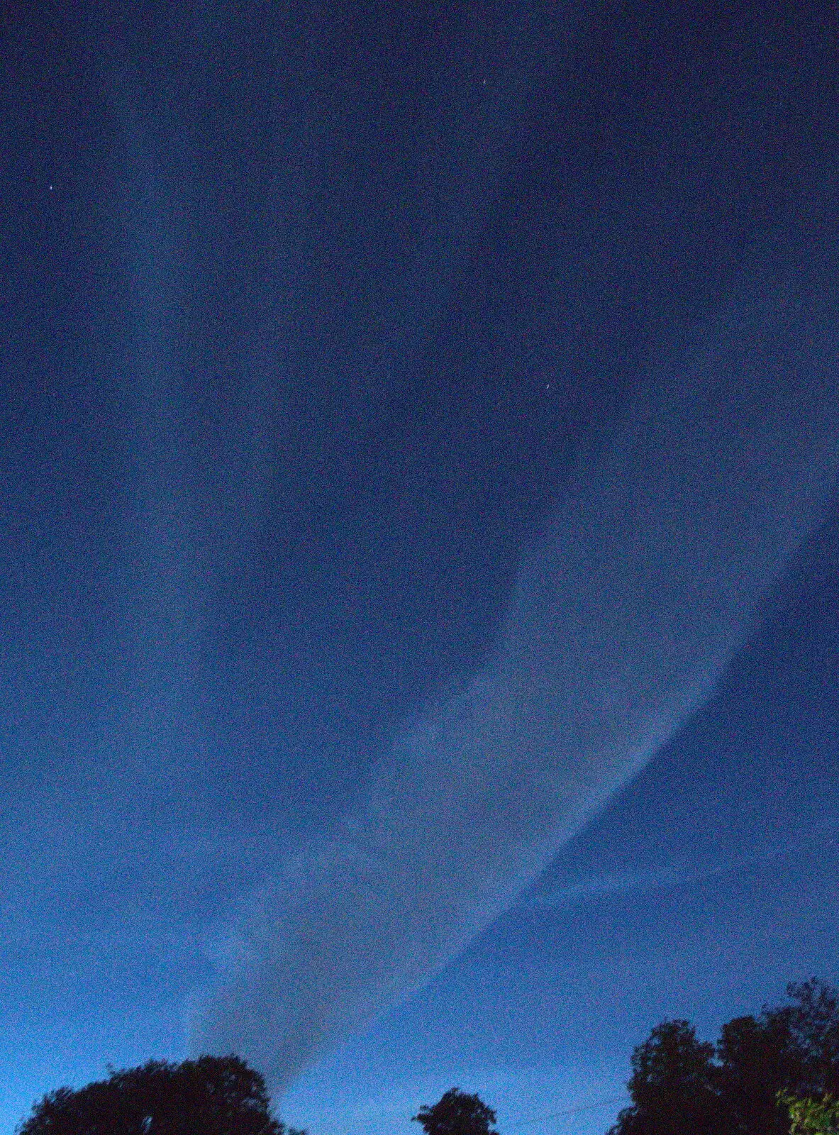 Cool clouds in the night sky, from The BSCC at the Mellis Railway and The Swan, Brome, Suffolk - 8th June 2017