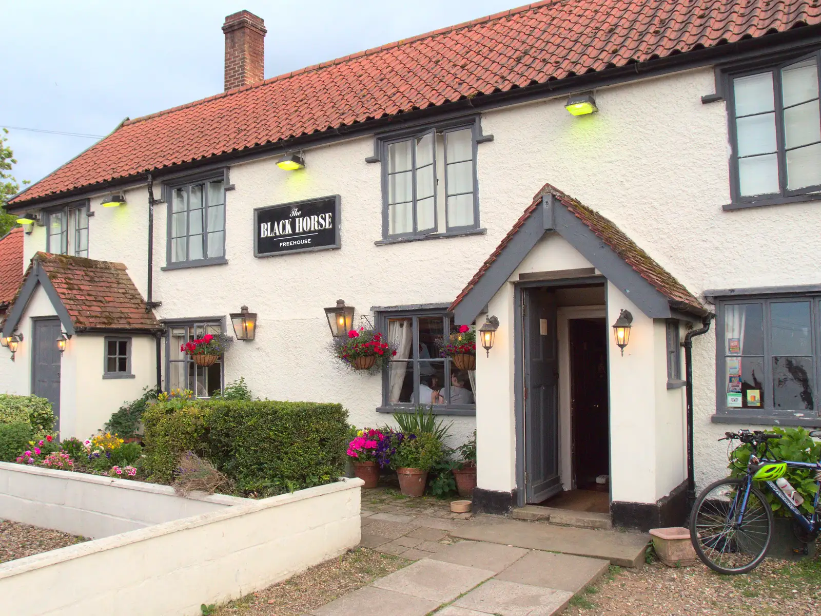 The Black Horse at Thorndon, from The Real Last Night of the Swan Inn, Brome, Suffolk - 24th June 2017