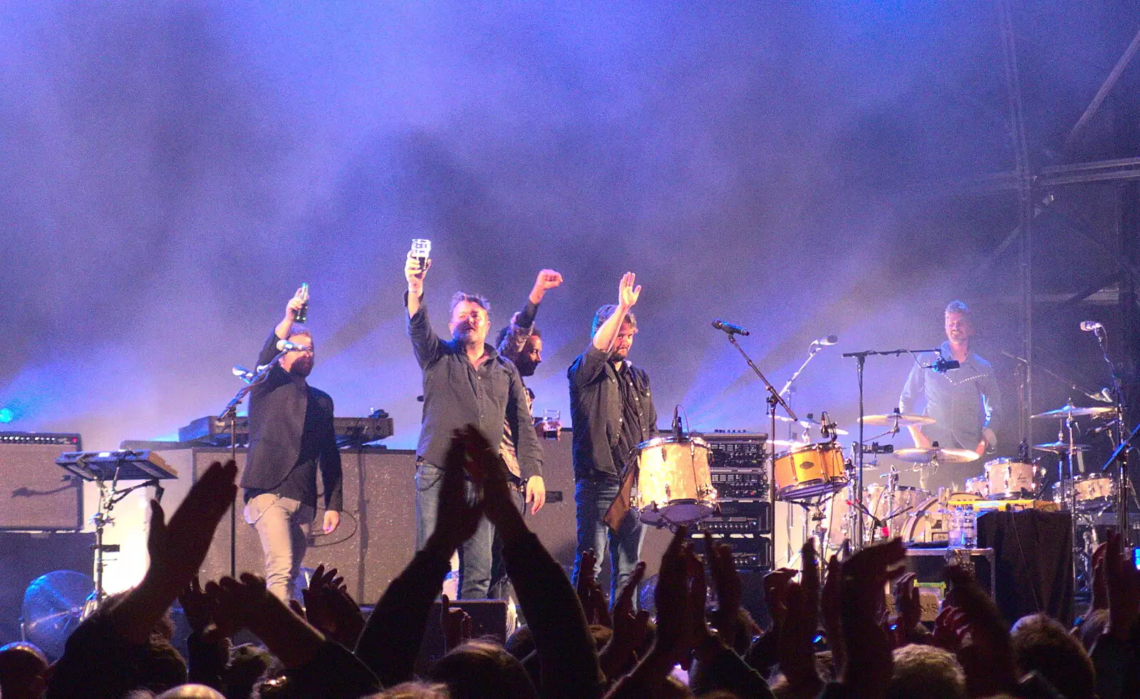 The band thanks the crowd after the encore, from Elbow at High Lodge, Brandon, Suffolk - 29th June 2017