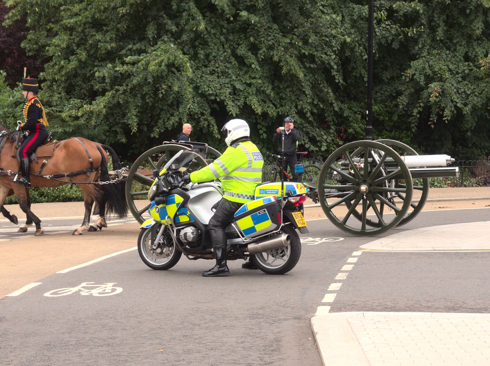 Gun carriages trundle past a motorbike rozzer from The BSCC at the Victoria and The Grain Beer Festival, Diss, Norfolk - 8th July 2017