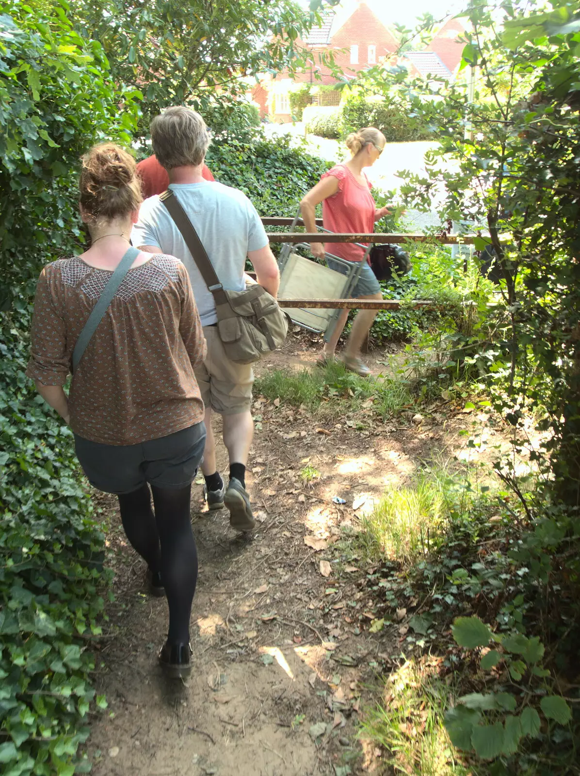 We head off back down the leafy lane, from The Humpty Dumpty Beer Festival, Reedham, Norfolk - 22nd July 2017