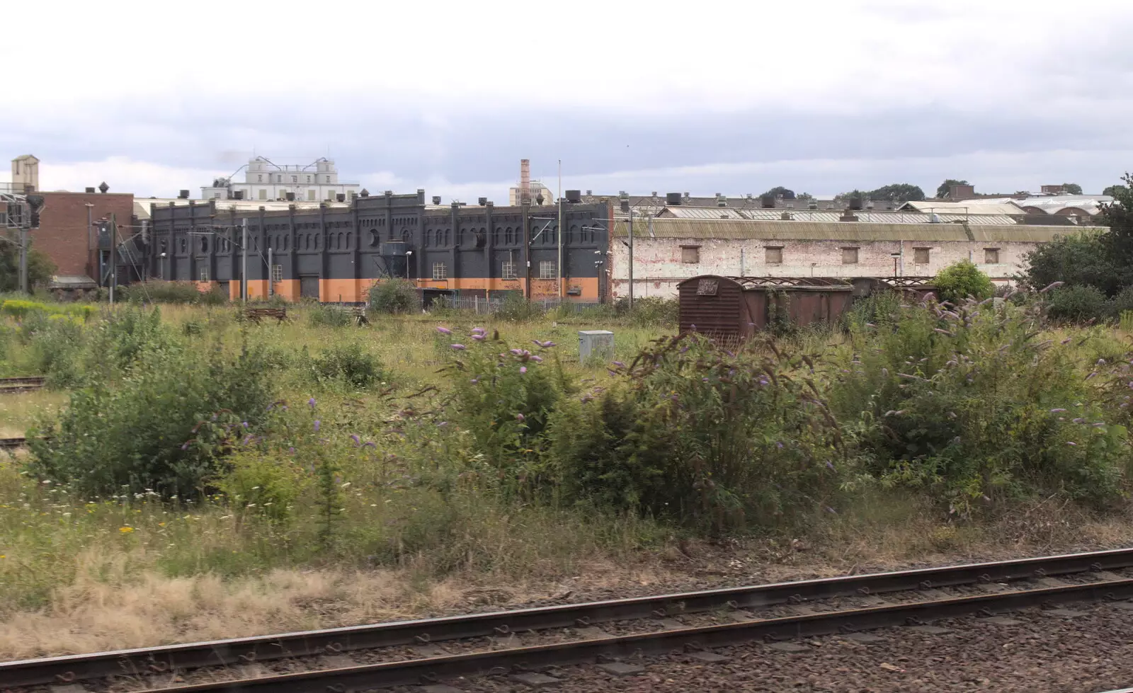 A derelict-looking maintenance shed, from The Humpty Dumpty Beer Festival, Reedham, Norfolk - 22nd July 2017