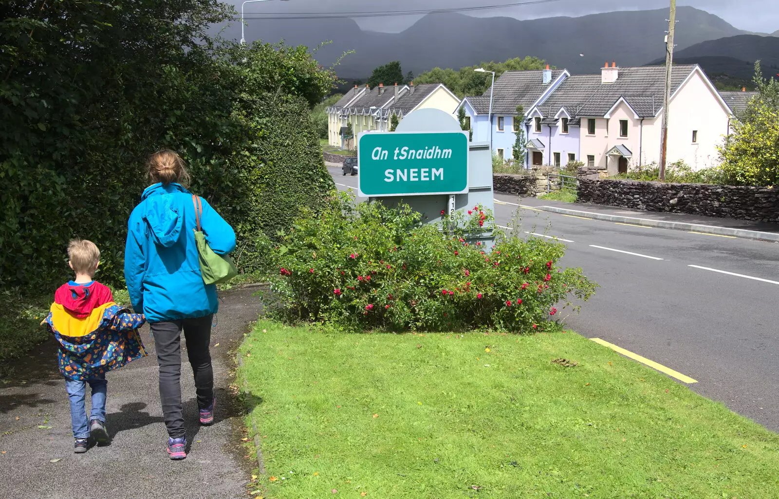 We head off into The Sneem, from Baile an Sceilg to An tSnaidhme, Co. Kerry, Ireland - 31st July 2017