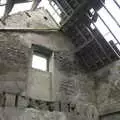 Inside the broken roof, Staigue Fort and the Beach, Kerry, Ireland - 2nd August 2017