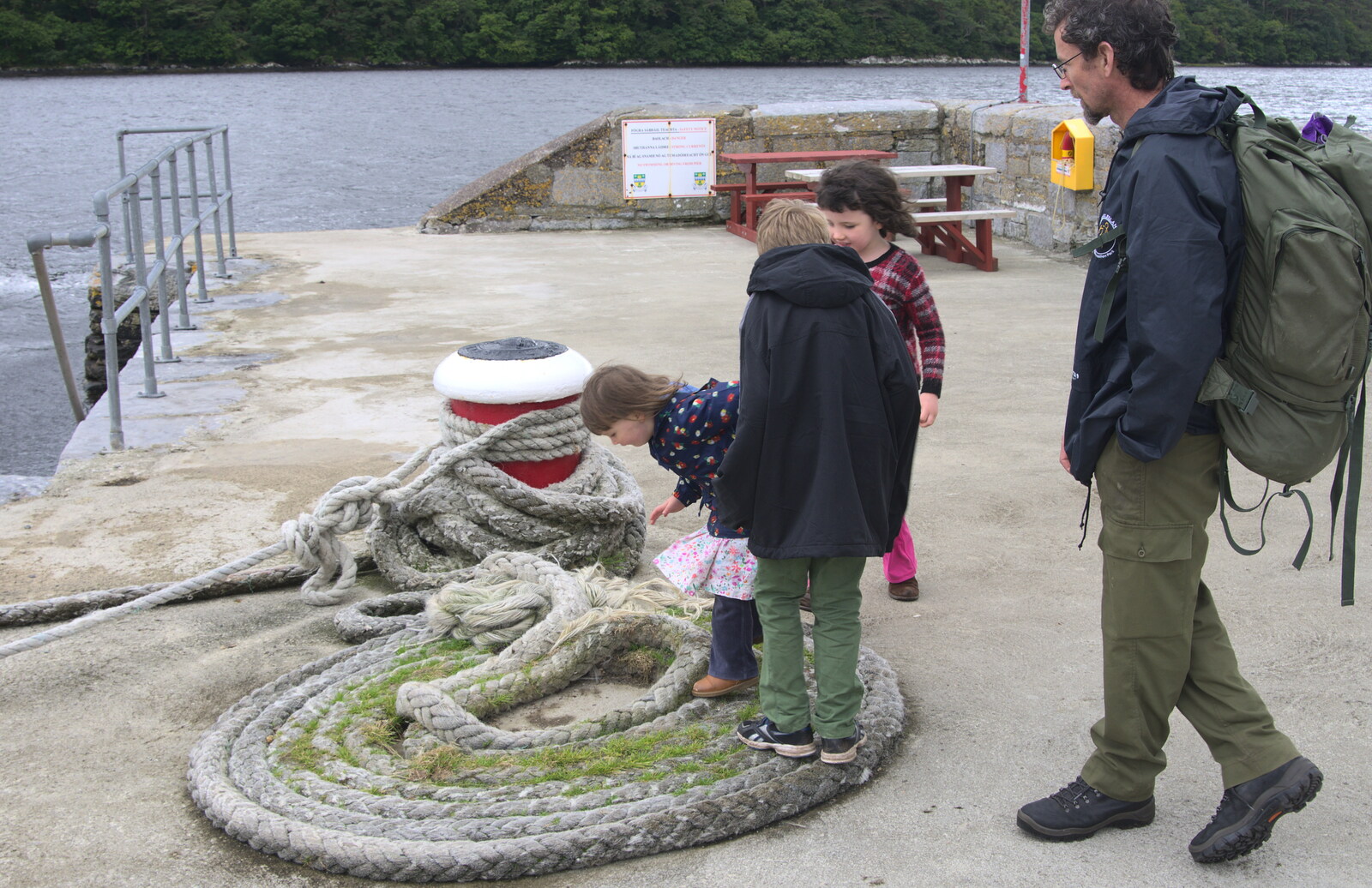 Fred and the others explore an old rope from A Seafari Boat Trip, Kenmare, Kerry, Ireland - 3rd August 2017