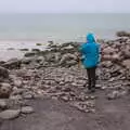 Isobel inspects Minard Beach, Minard Beach and Ceol Agus Craic, Lios Póil, Kerry - 6th August 2017