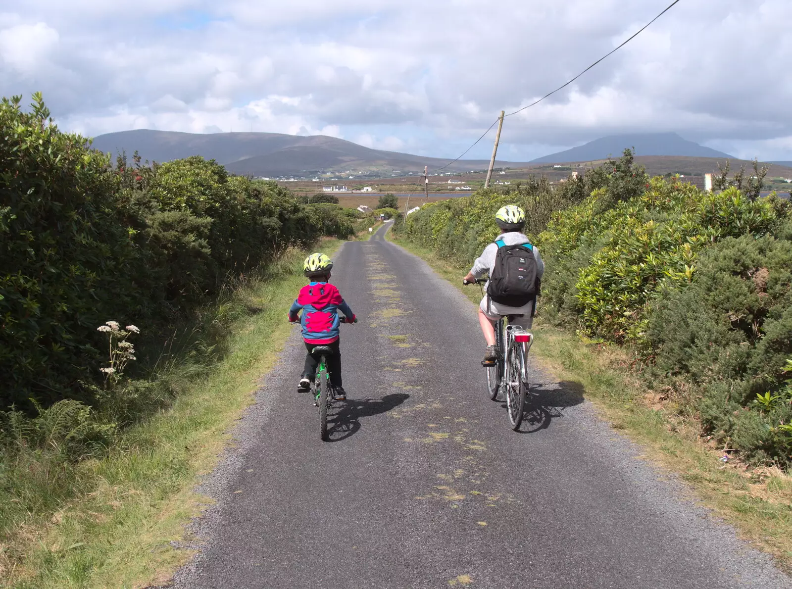 We set off down the Greenway, from A Bike Ride to Mulranny, County Mayo, Ireland - 9th August 2017