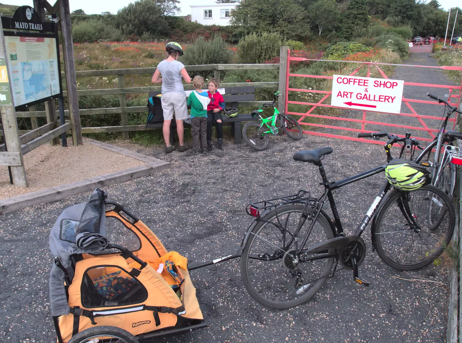 The first stop for a drink and a snack, from A Bike Ride to Mulranny, County Mayo, Ireland - 9th August 2017