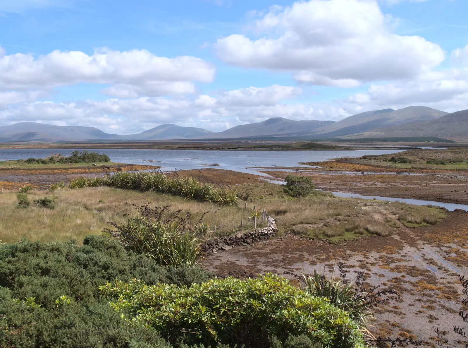 Another picturesque view, from A Bike Ride to Mulranny, County Mayo, Ireland - 9th August 2017