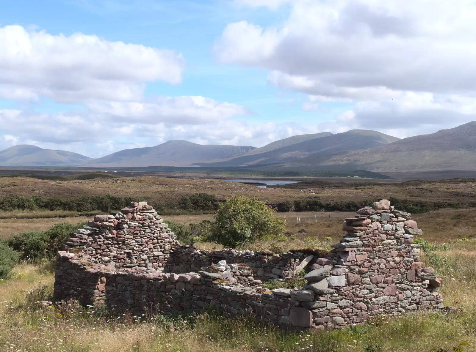 A derelict cottage near Tonragee, from A Bike Ride to Mulranny, County Mayo, Ireland - 9th August 2017