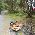 More cyclists pass by, A Bike Ride to Mulranny, County Mayo, Ireland - 9th August 2017