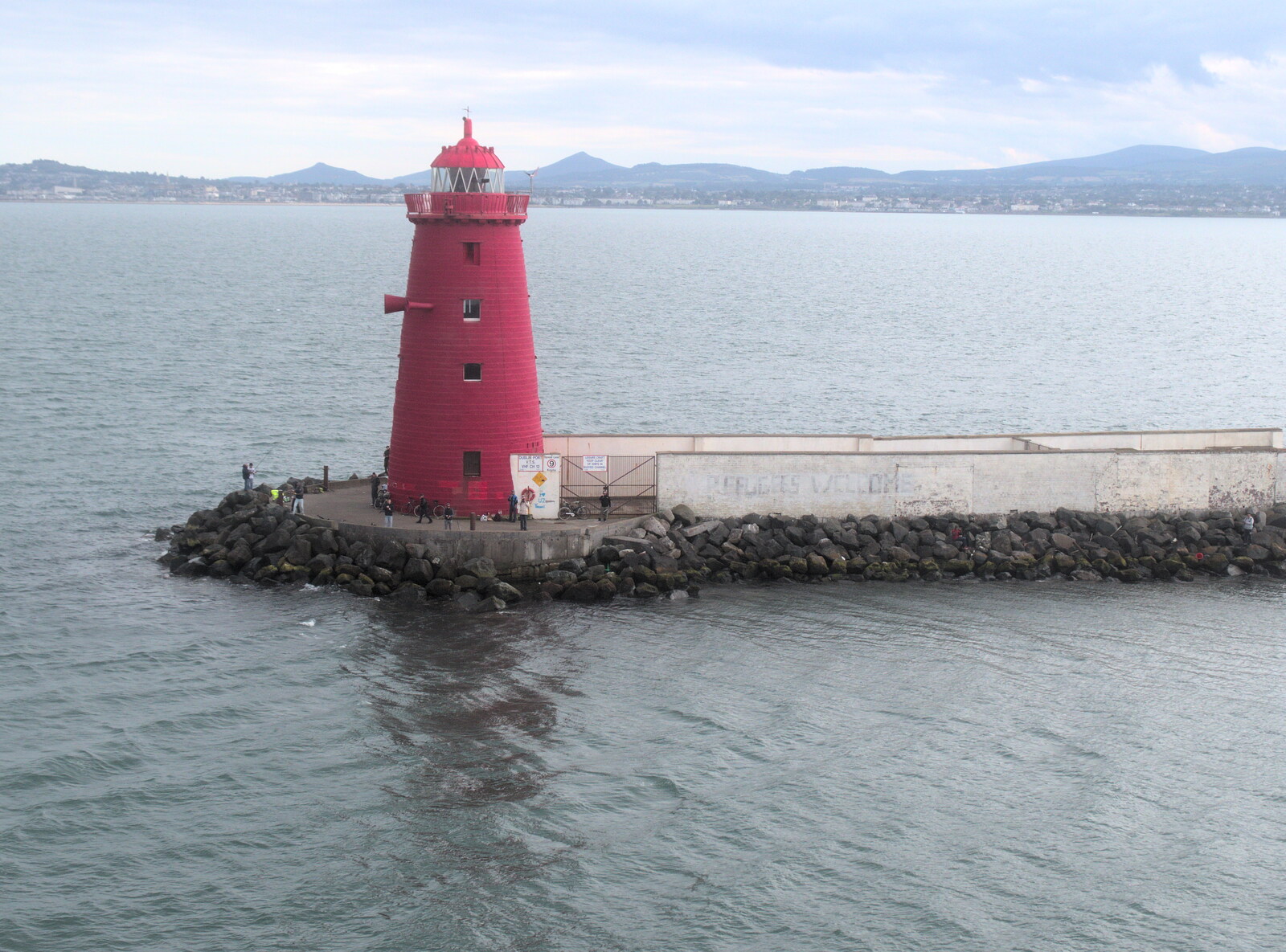 The pier lighthouse from Isobel's Rock'n'Roll Half Marathon, Dublin, Ireland - 13th August 2017