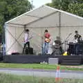 One of the bands on the marathon route, Isobel's Rock'n'Roll Half Marathon, Dublin, Ireland - 13th August 2017