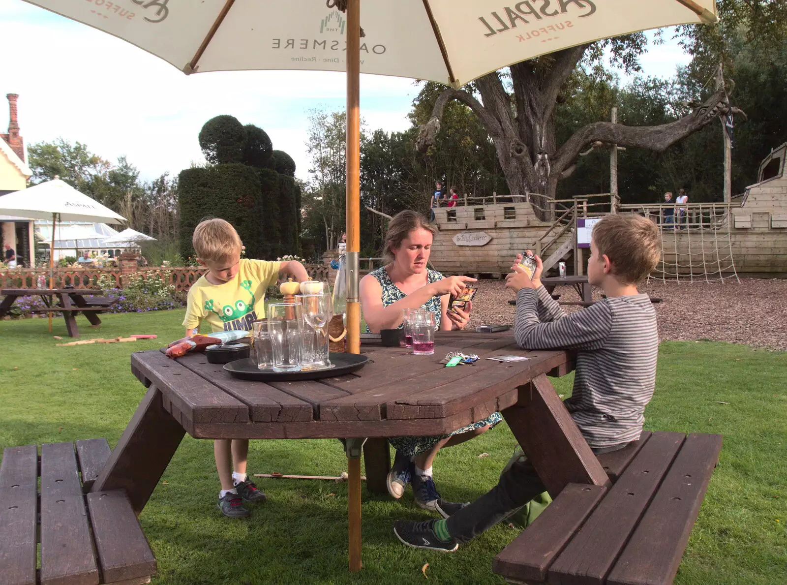 Isobel and the boys, from The BSCC at Yaxley and the Hoxne Beer Festival, Suffolk - 31st August 2017