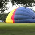 The Wizard ballon inflates, The BSCC at Yaxley and the Hoxne Beer Festival, Suffolk - 31st August 2017