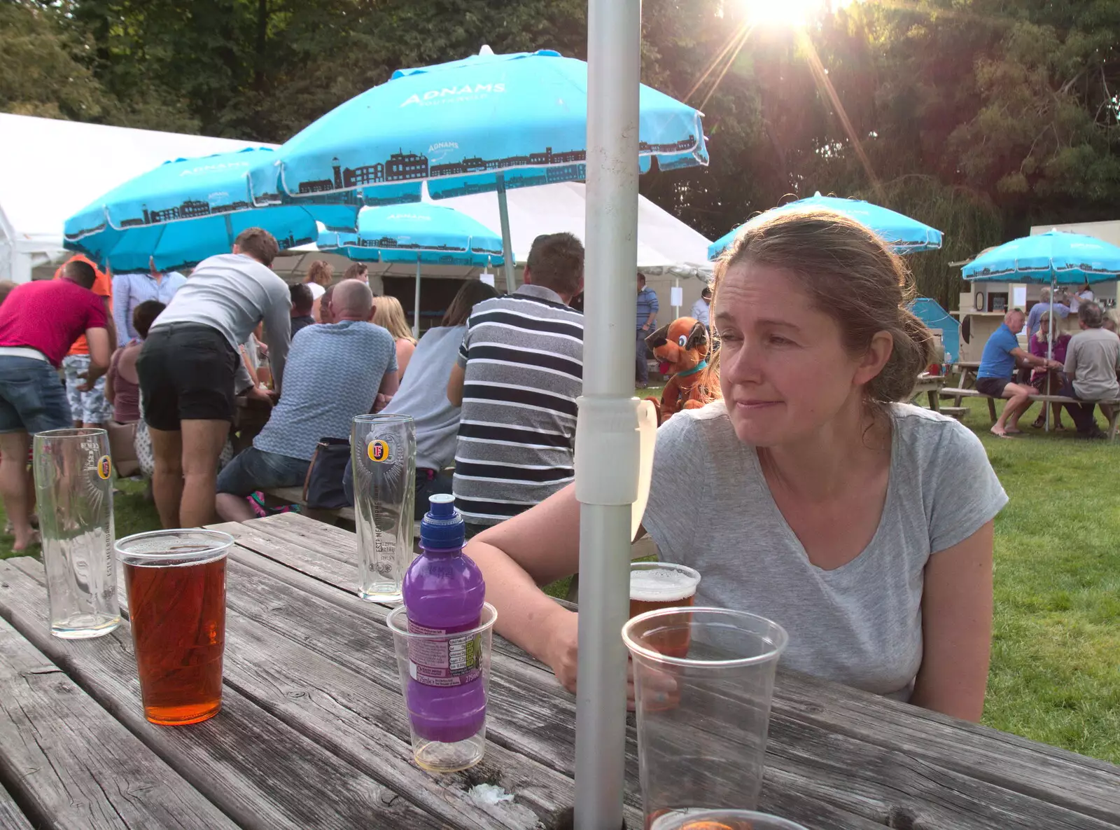 Isobel in the garden at Hoxne, from The BSCC at Yaxley and the Hoxne Beer Festival, Suffolk - 31st August 2017