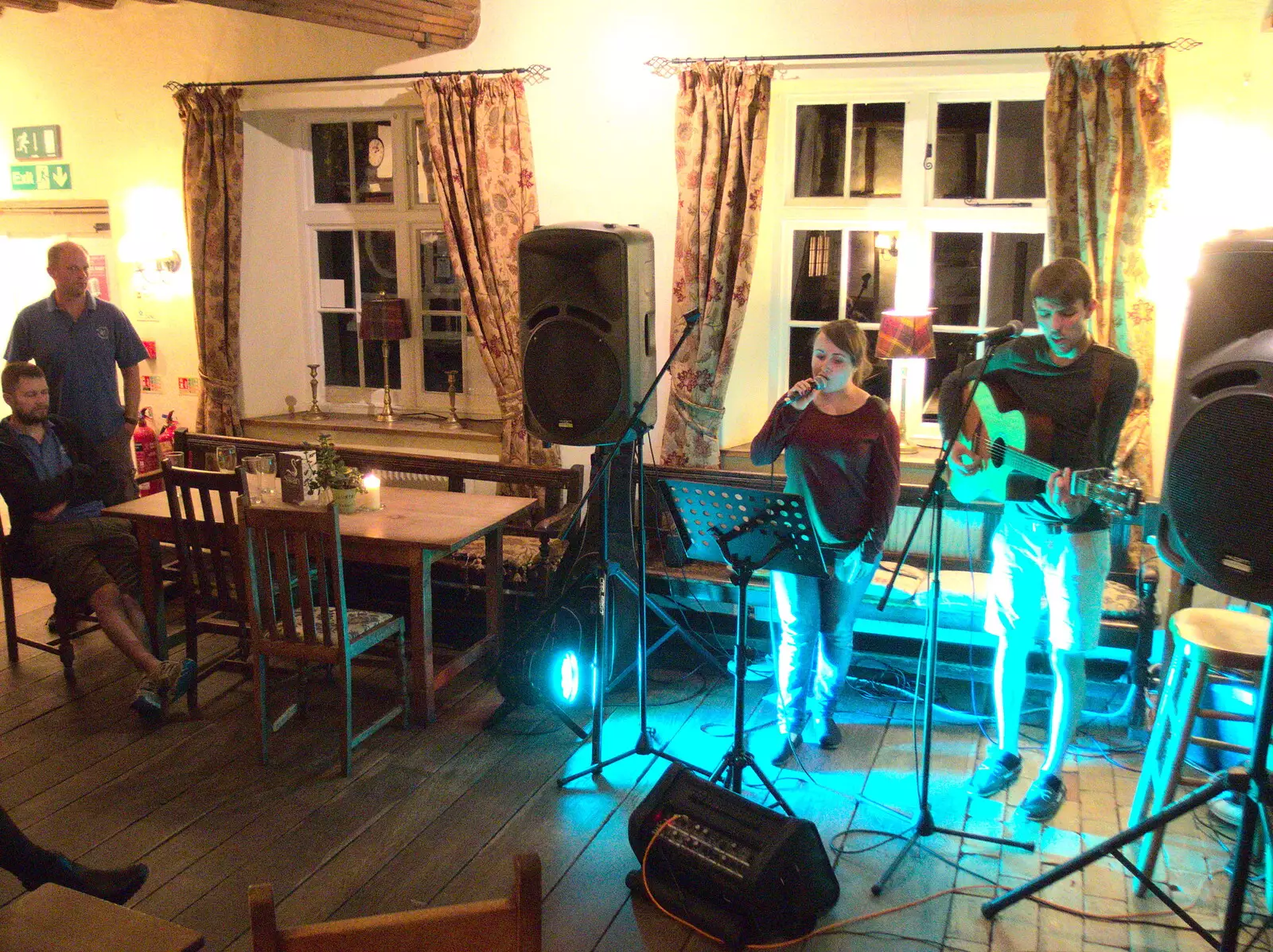 More singing, from The BSCC at Yaxley and the Hoxne Beer Festival, Suffolk - 31st August 2017