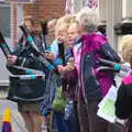 Crowds wave their inflatable sticks around, The Tour of Britain Does Eye, Suffolk - 8th September 2017