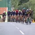 The main group appears on Magdalen Street, The Tour of Britain Does Eye, Suffolk - 8th September 2017