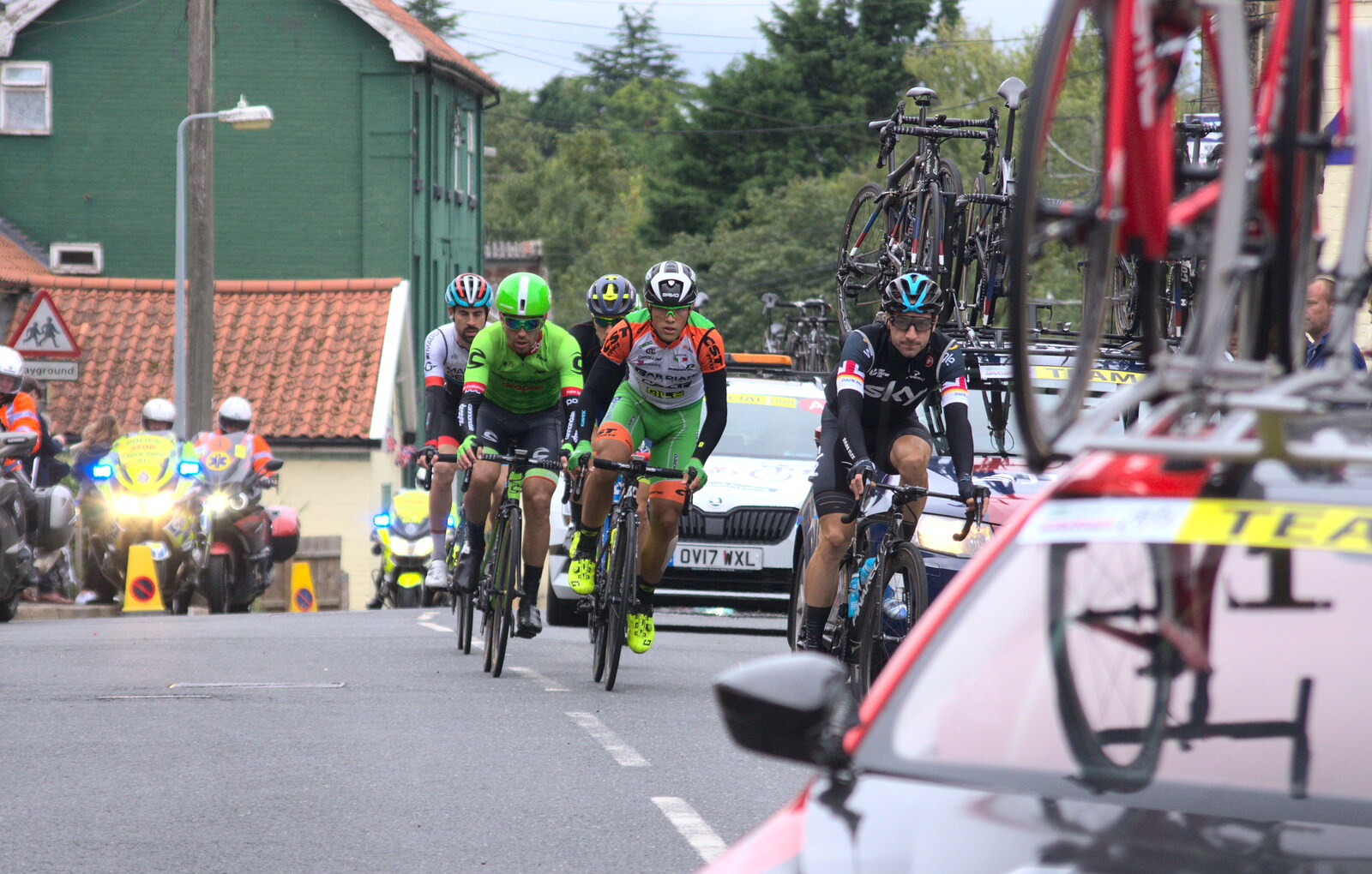 A few stragglers bring up the rear from The Tour of Britain Does Eye, Suffolk - 8th September 2017