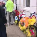 Some geezer inspects the decorated bikes, The Tour of Britain Does Eye, Suffolk - 8th September 2017